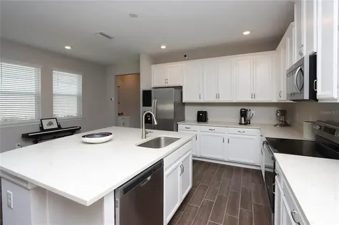 2915 Grand Kemerton Place Tampa FL 33618