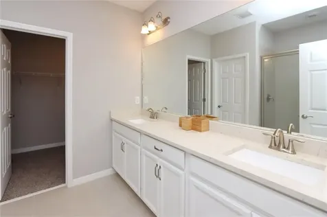 2915 Grand Kemerton Place Tampa FL 33618