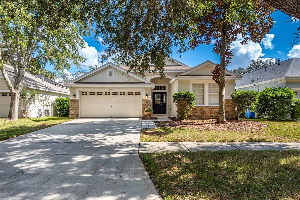 6124 Gannetwood Place Lithia FL 33547