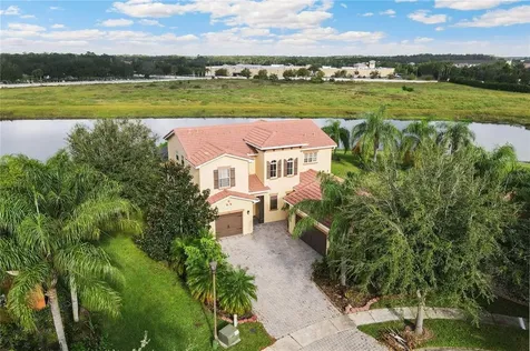 3810 Splashview Court Kissimmee FL 34746