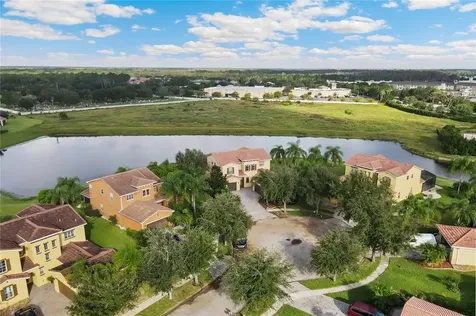 3810 Splashview Court Kissimmee FL 34746