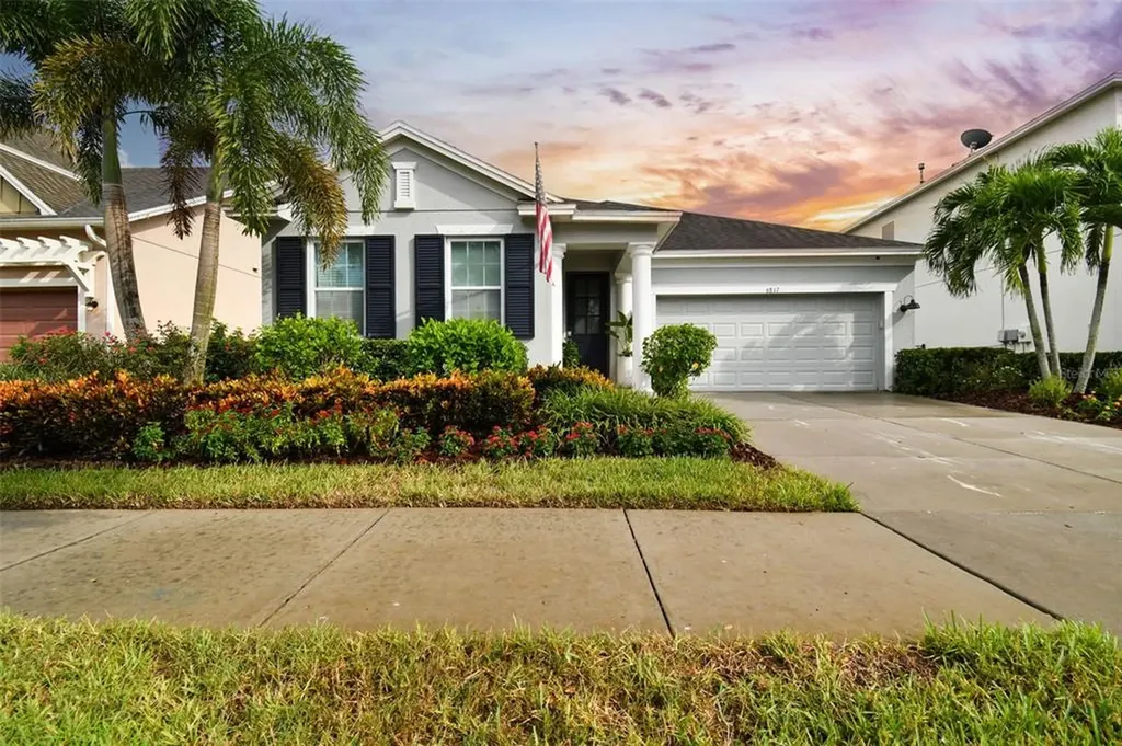 6817 Park Strand Drive Apollo Beach FL 33572