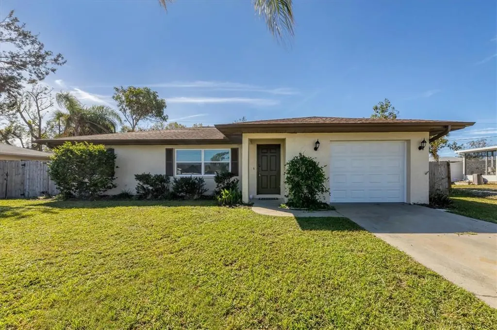 341 Azure Road Venice FL 34293