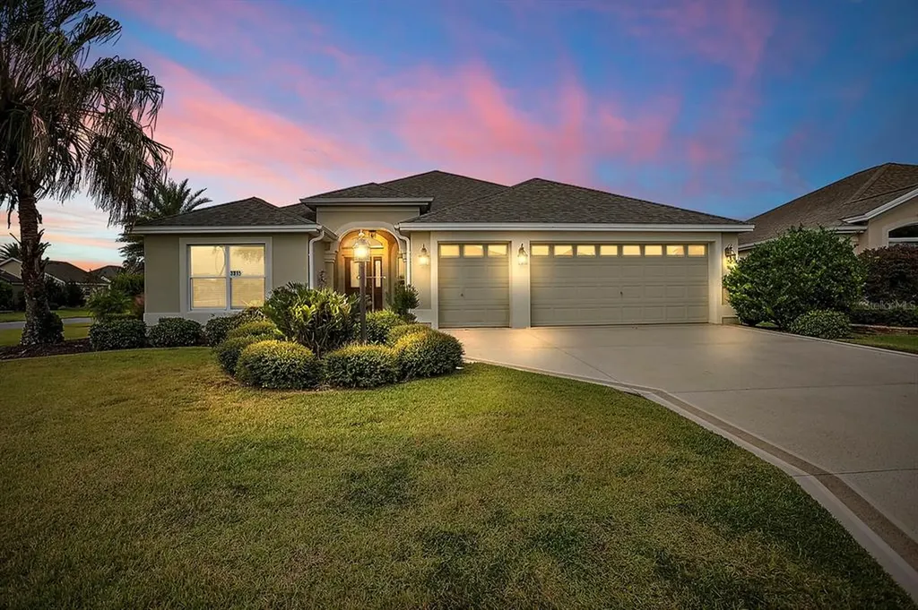 3315 Hollyoak Way The Villages FL 32163