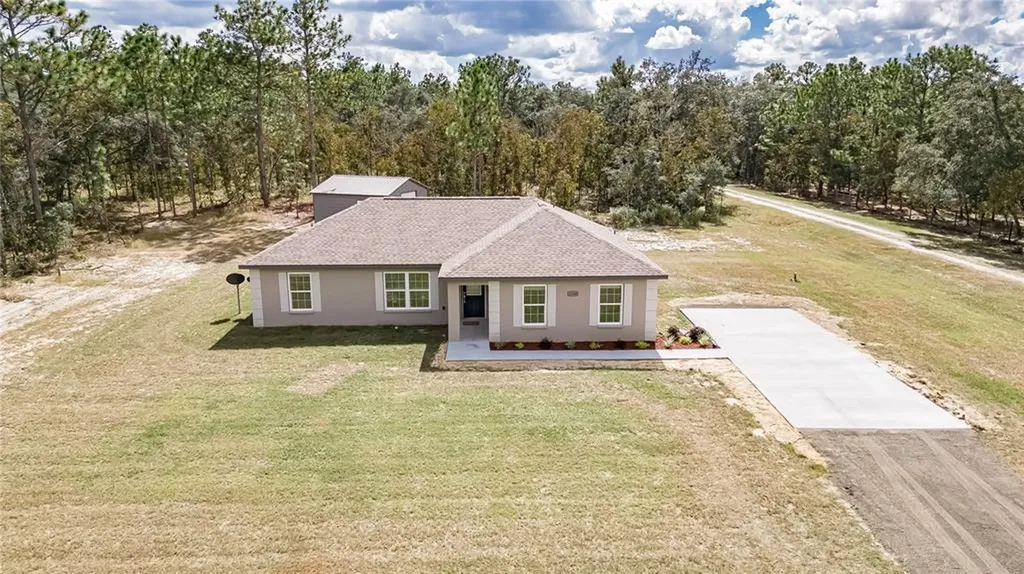 12368 SW 81st Street Dunnellon FL 34432