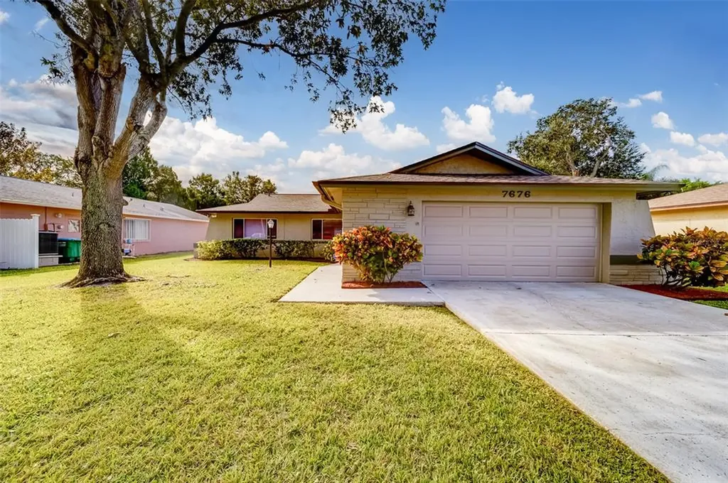 7676 Hasting Court St Petersburg FL 33709