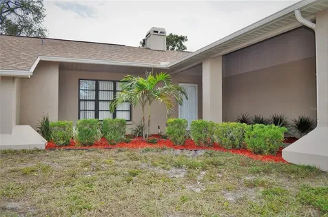 2516 Morning Glory Court Holiday FL 34691