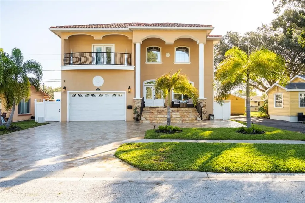 8451 5th Street N St Petersburg FL 33702