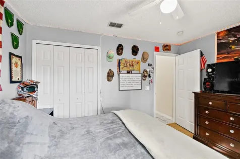 2491 Whitehorse Street Deltona FL 32738