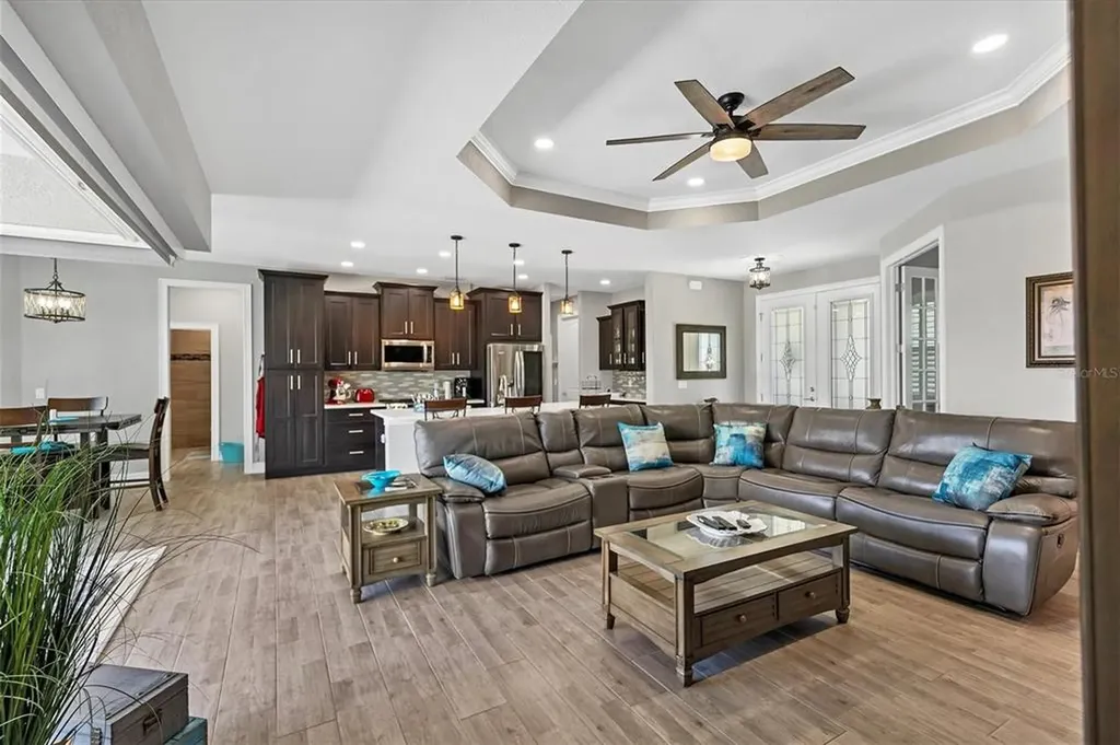 7403 Snow Drive Englewood FL 34224