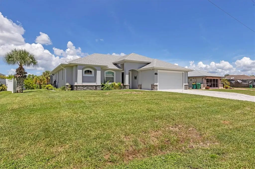 7403 Snow Drive Englewood FL 34224
