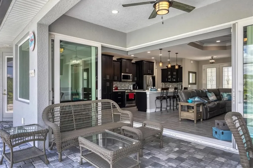 7403 Snow Drive Englewood FL 34224