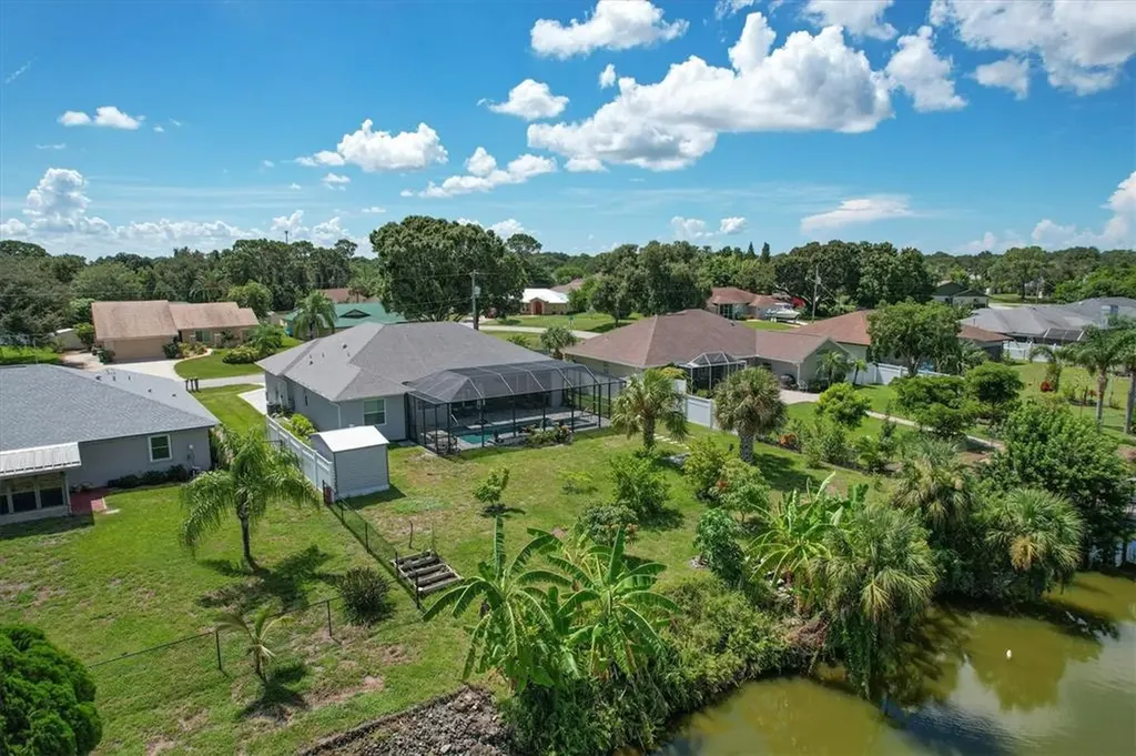 7403 Snow Drive Englewood FL 34224