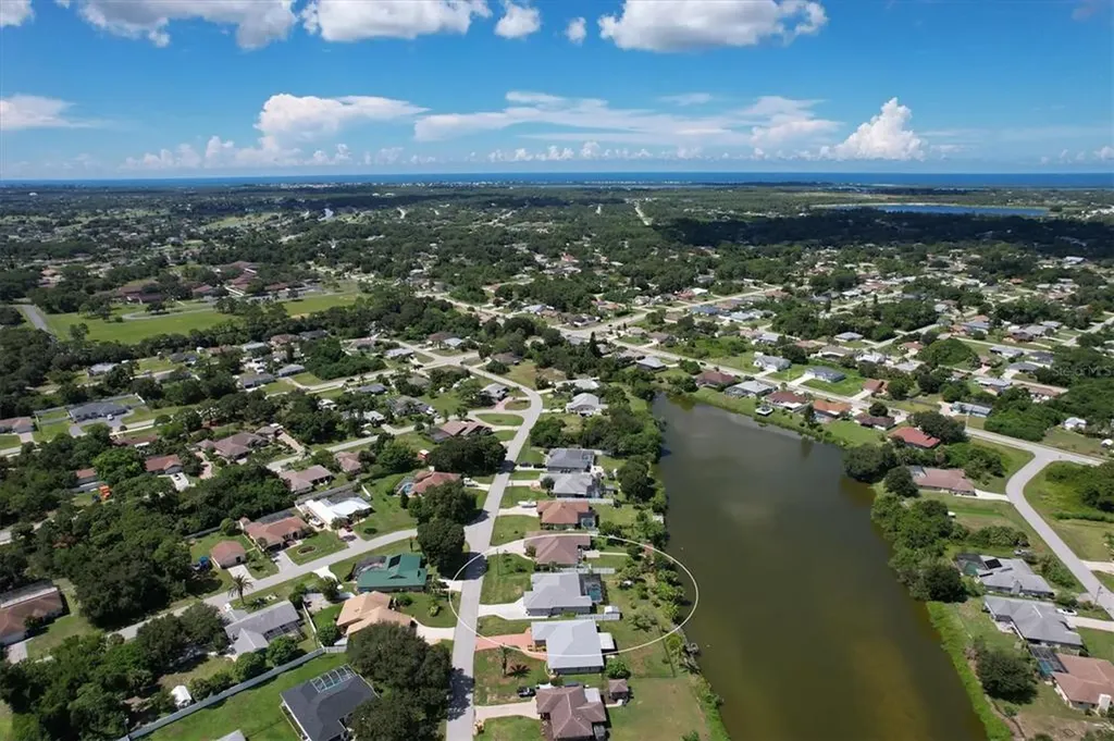 7403 Snow Drive Englewood FL 34224