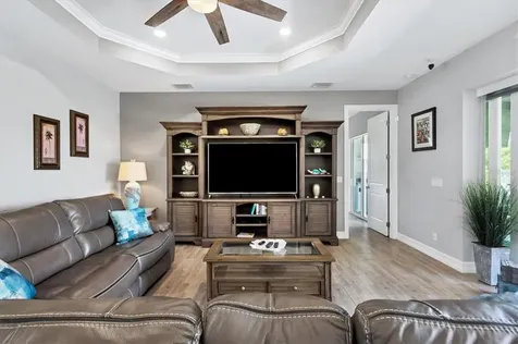 7403 Snow Drive Englewood FL 34224