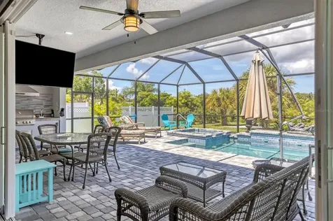 7403 Snow Drive Englewood FL 34224