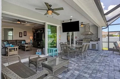 7403 Snow Drive Englewood FL 34224