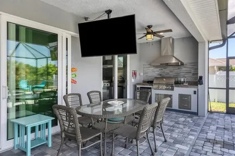 7403 Snow Drive Englewood FL 34224
