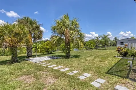 7403 Snow Drive Englewood FL 34224