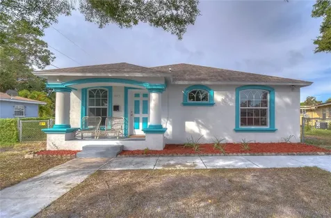 1015 40th Street S St Petersburg FL 33711