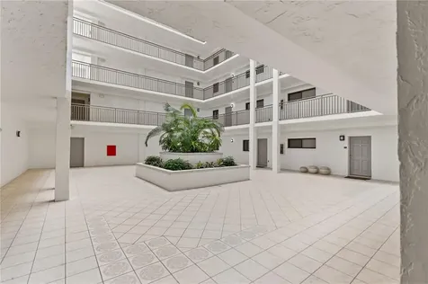 1100 Benjamin Franklin Drive Sarasota FL 34236