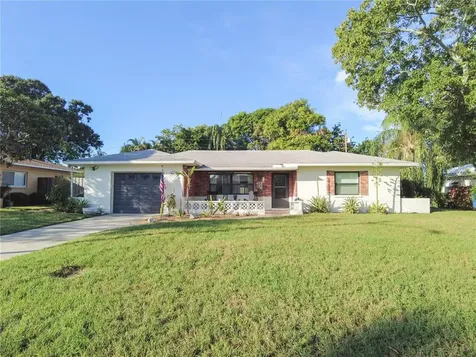 3843 21st Avenue N St Petersburg FL 33713