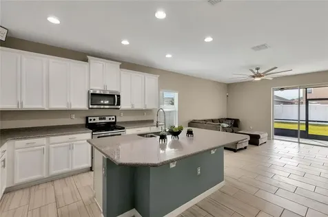 428 Meadow Pointe Drive Haines City FL 33844