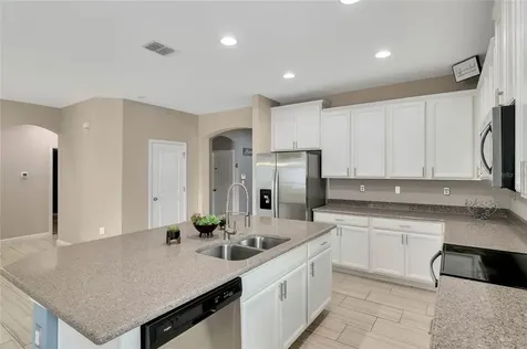428 Meadow Pointe Drive Haines City FL 33844
