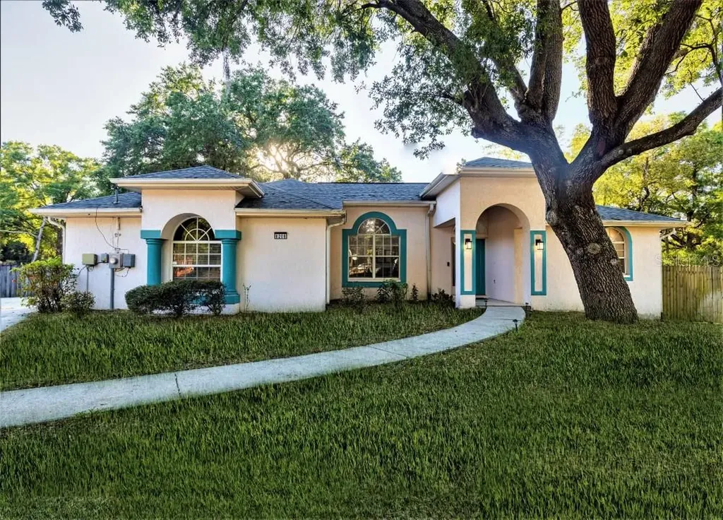 6208 N 39th Street Tampa FL 33610