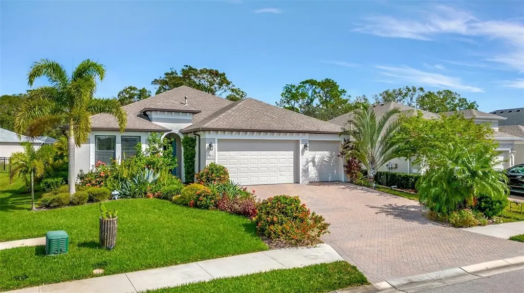12121 Goldenrod Avenue Bradenton FL 34212