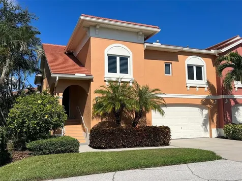8 Lincoln Avenue S St Petersburg FL 33711