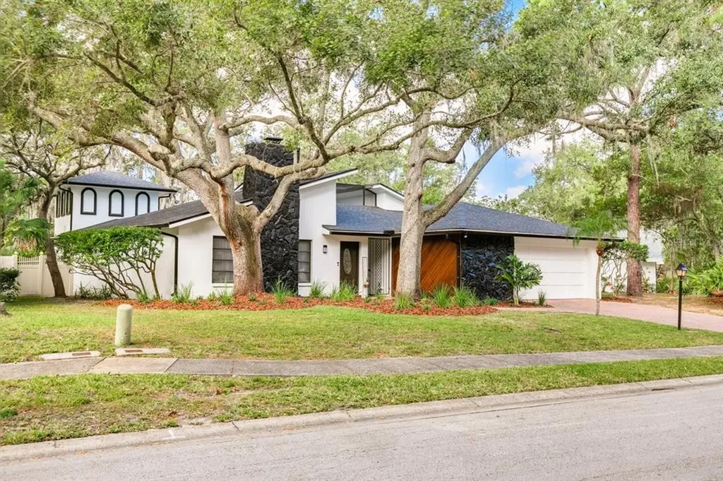 41 Pinewood Circle Safety Harbor FL 34695