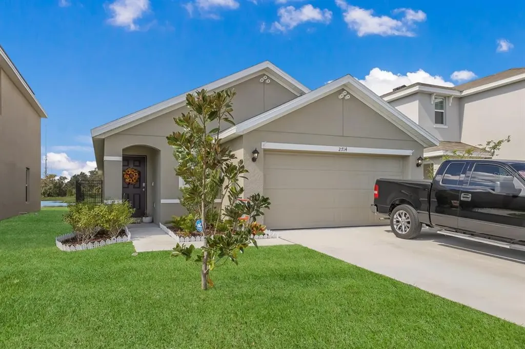 2714 Rock Sound Street Bradenton FL 34208