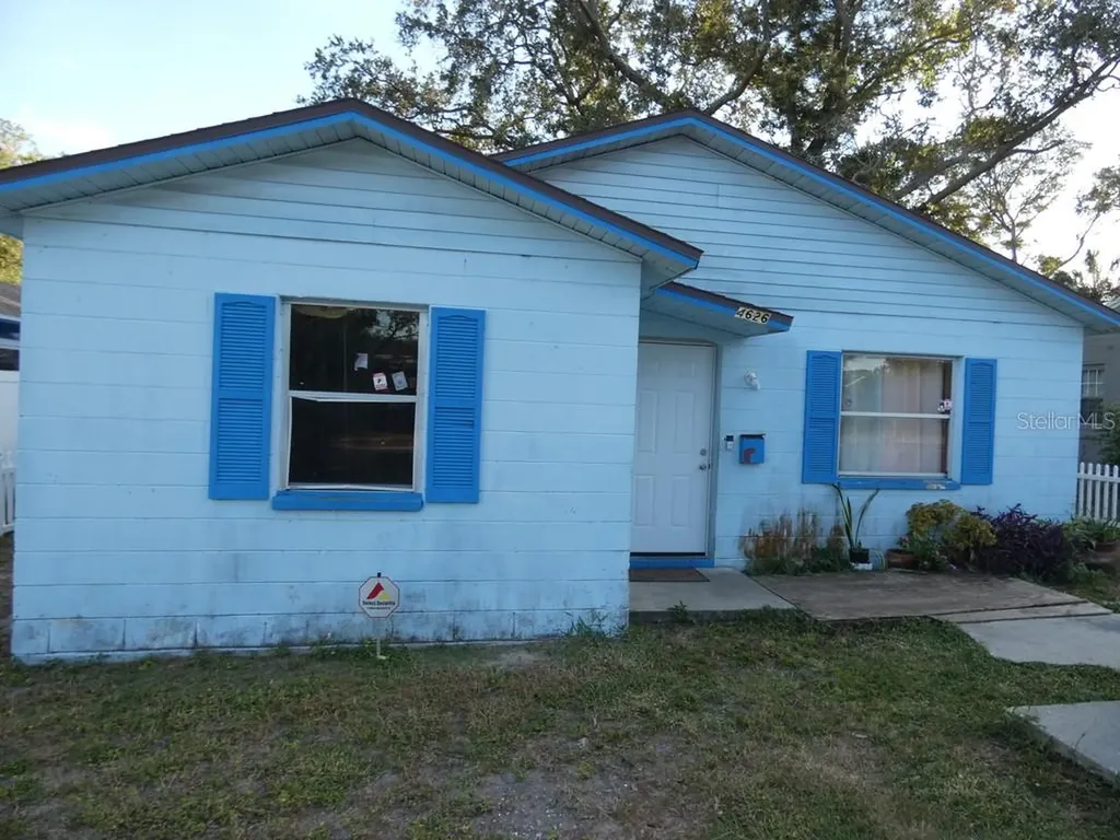 4626 11th Avenue S St Petersburg FL 33711