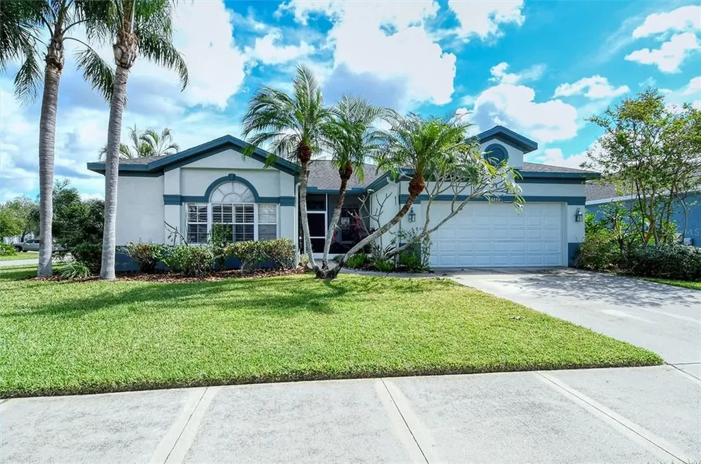 6253 Weymouth Drive Sarasota FL 34238