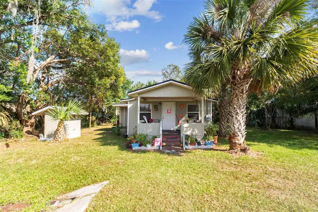 1701 Mccarthy Avenue Sanford FL 32771
