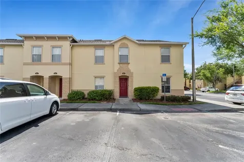 2823 Club Cortile Circle Kissimmee FL 34746