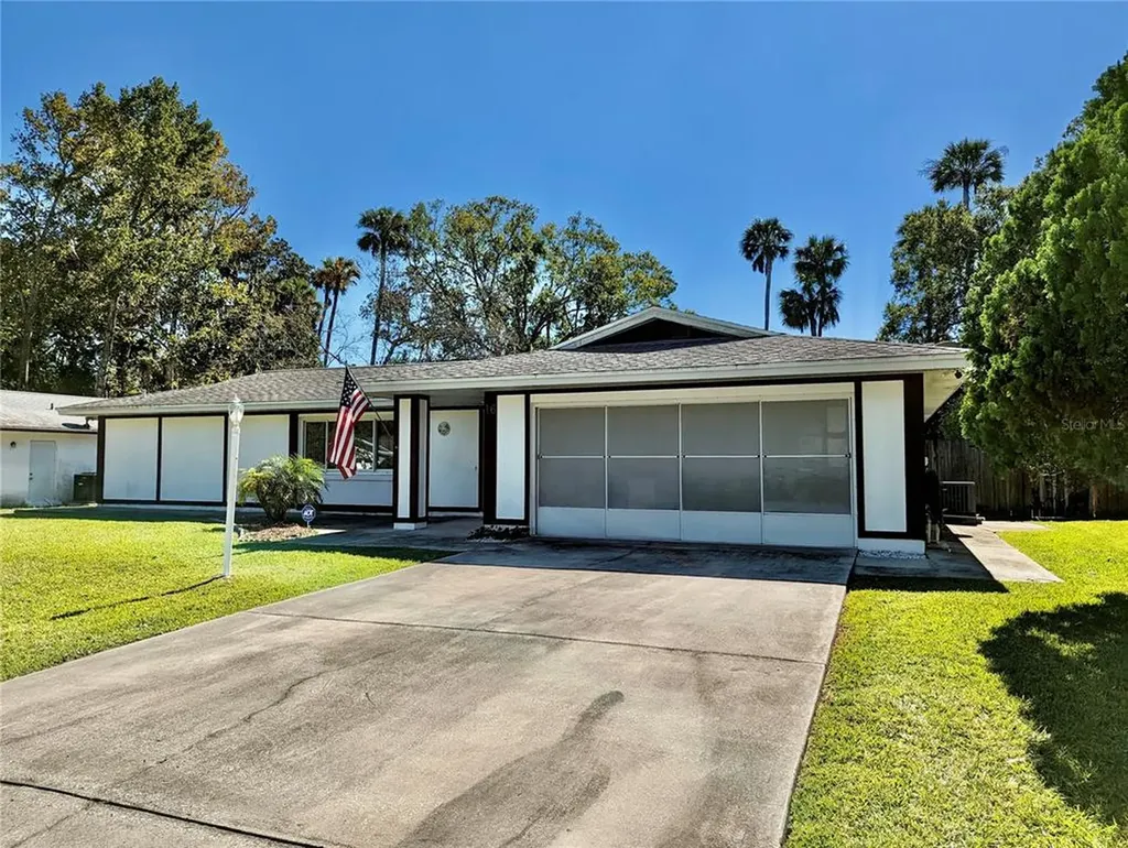 16 Blackwell Place Palm Coast FL 32137
