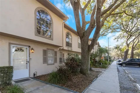 2126 Fletchers Point Circle Tampa FL 33613