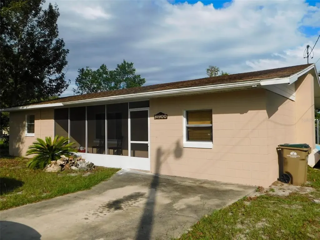 31900 Blanton Lane Tavares FL 32778