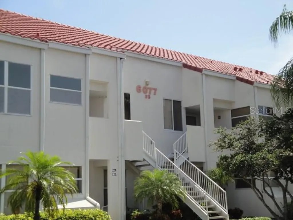 6077 Bahia Del Mar Boulevard St Petersburg FL 33715