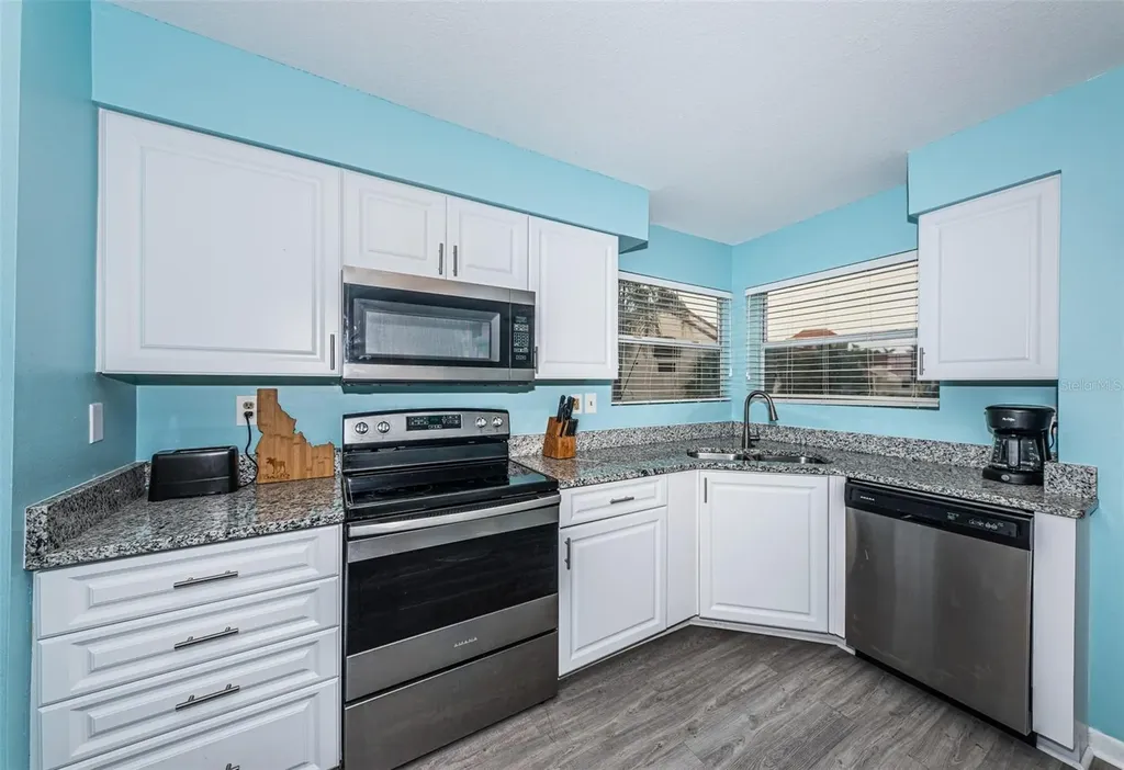 6077 Bahia Del Mar Boulevard St Petersburg FL 33715