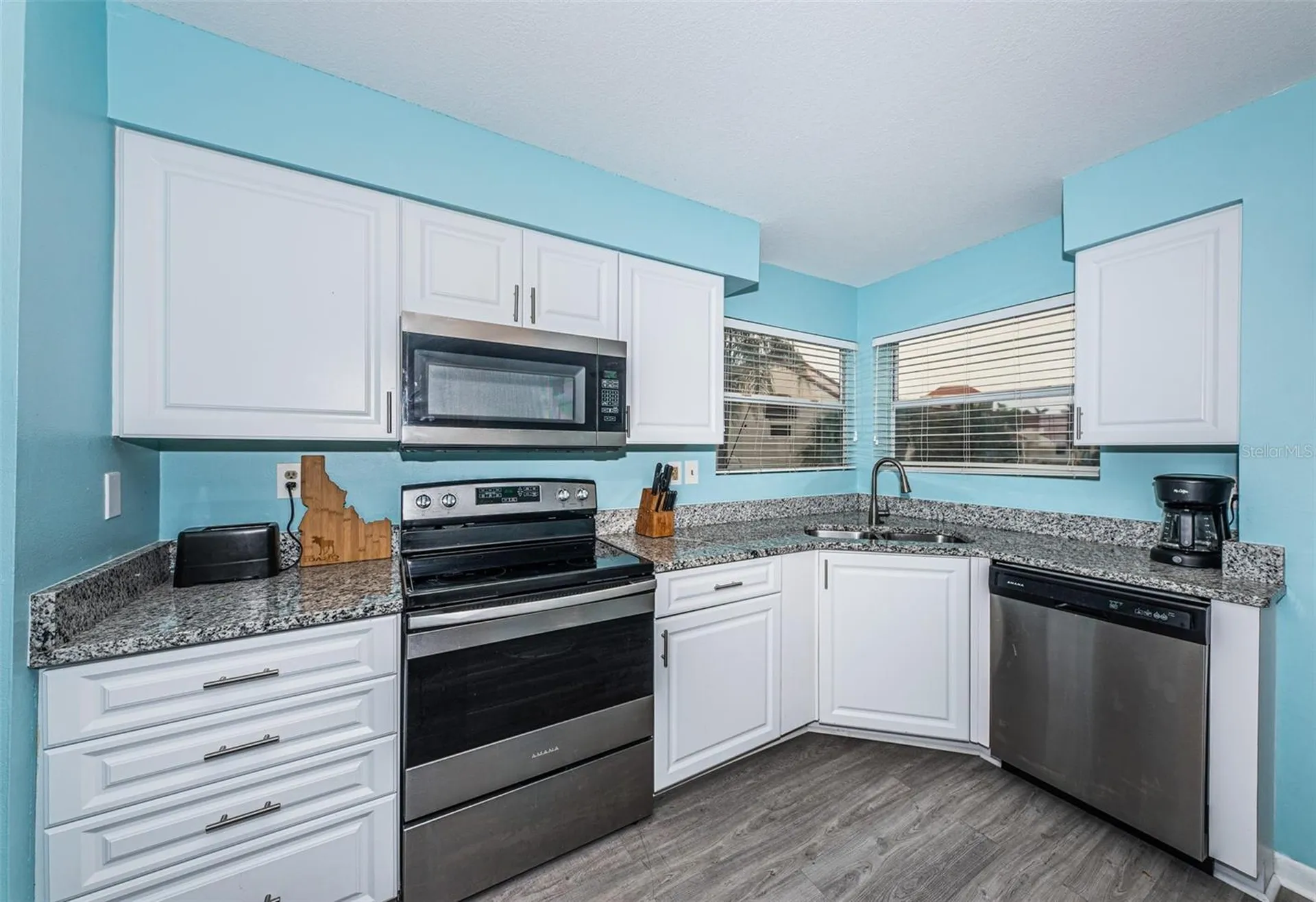 6077 Bahia Del Mar Boulevard St Petersburg FL 33715