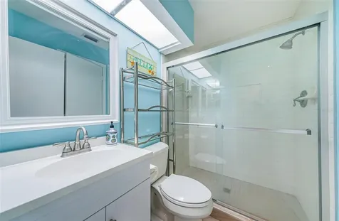 6077 Bahia Del Mar Boulevard St Petersburg FL 33715