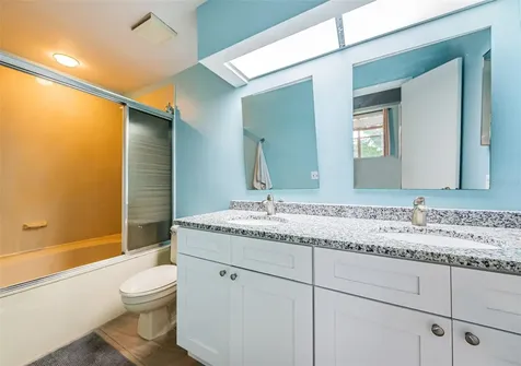 6077 Bahia Del Mar Boulevard St Petersburg FL 33715