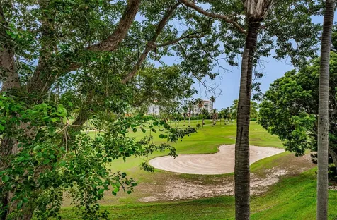 6077 Bahia Del Mar Boulevard St Petersburg FL 33715