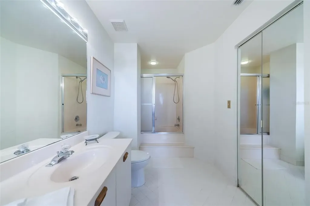 6151 Bahia Del Mar Boulevard St Petersburg FL 33715