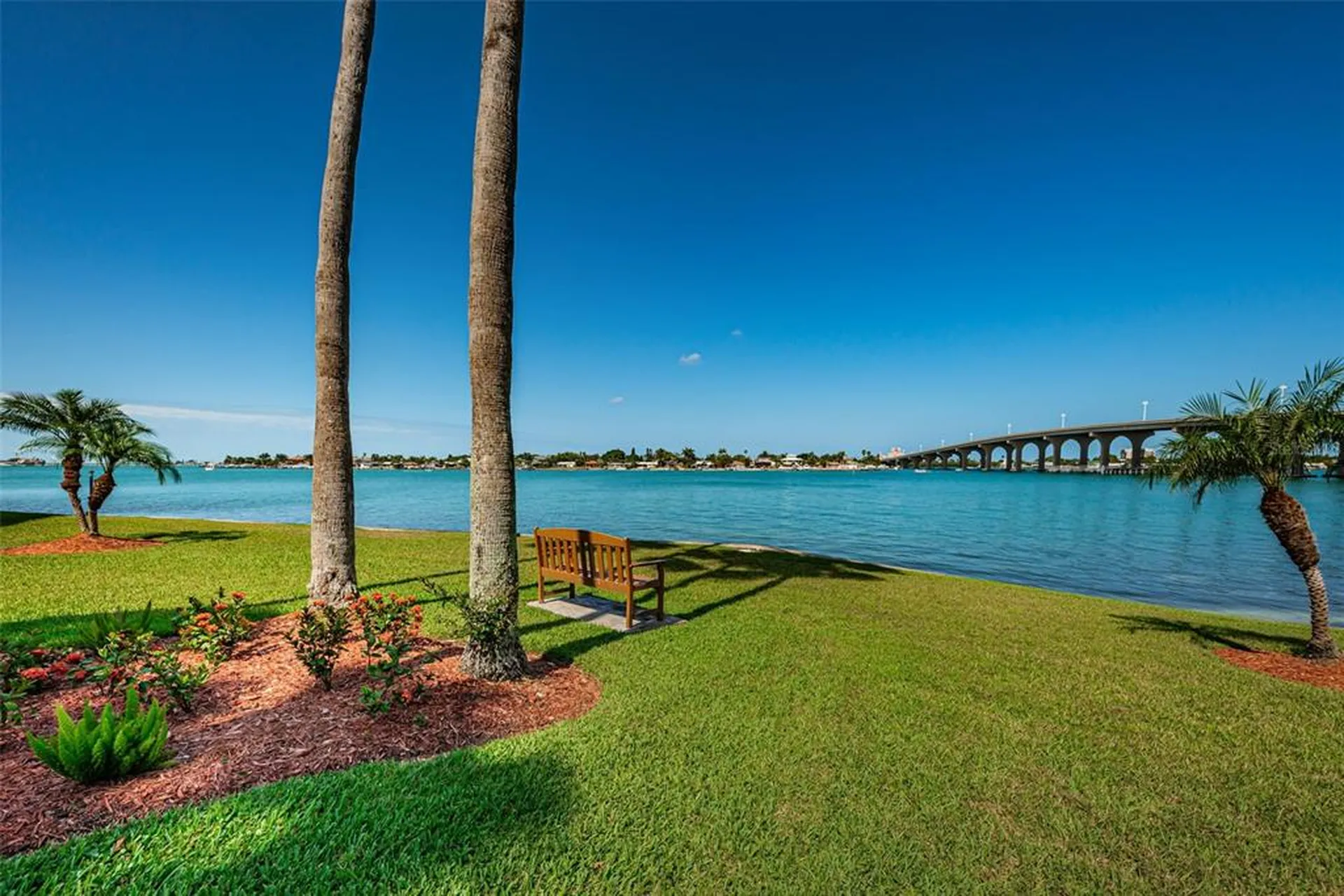 5901 Bahia Del Mar Circle St Petersburg FL 33715