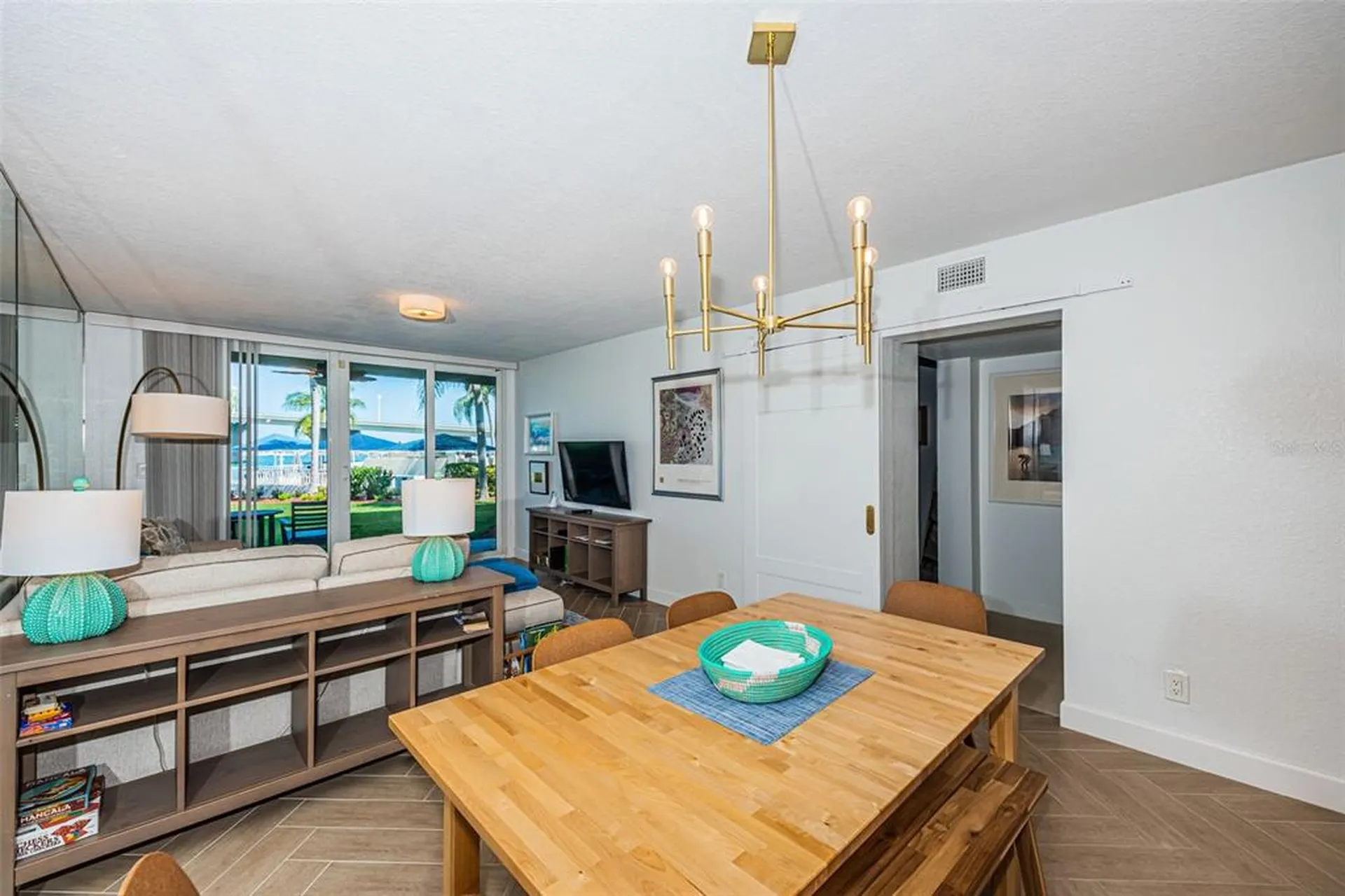 5901 Bahia Del Mar Circle St Petersburg FL 33715