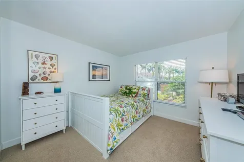 5901 Bahia Del Mar Circle St Petersburg FL 33715